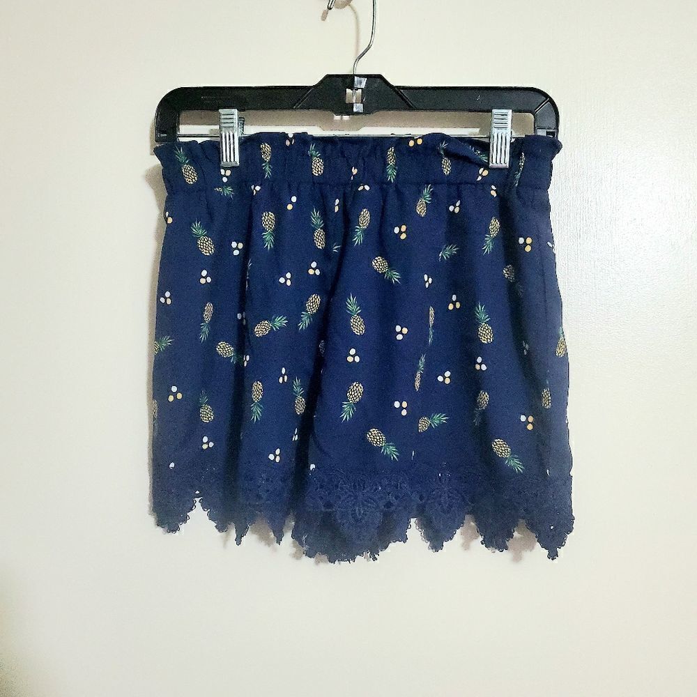 Self Esteen "Pinnaple" Print Girls Shorts Size L
